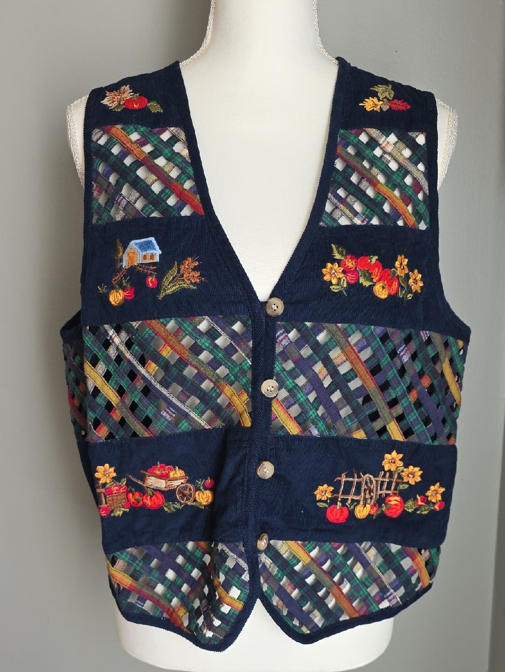 Vintage Vest Navy Embroidered Vest with Fall Harvest Motifs Size Large Petite